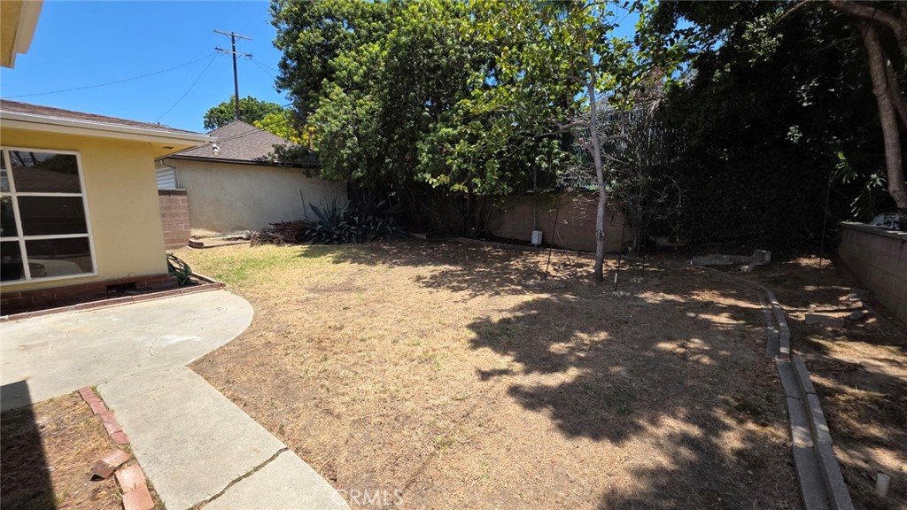 6034 South Kings Road Los Angeles, CA 90056 - Photo 20 of 22