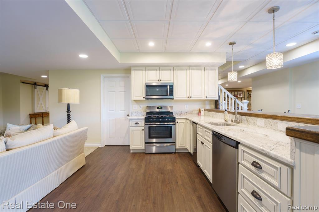 2482 South Latson Road Howell, MI 48843 - Photo 62 of 87