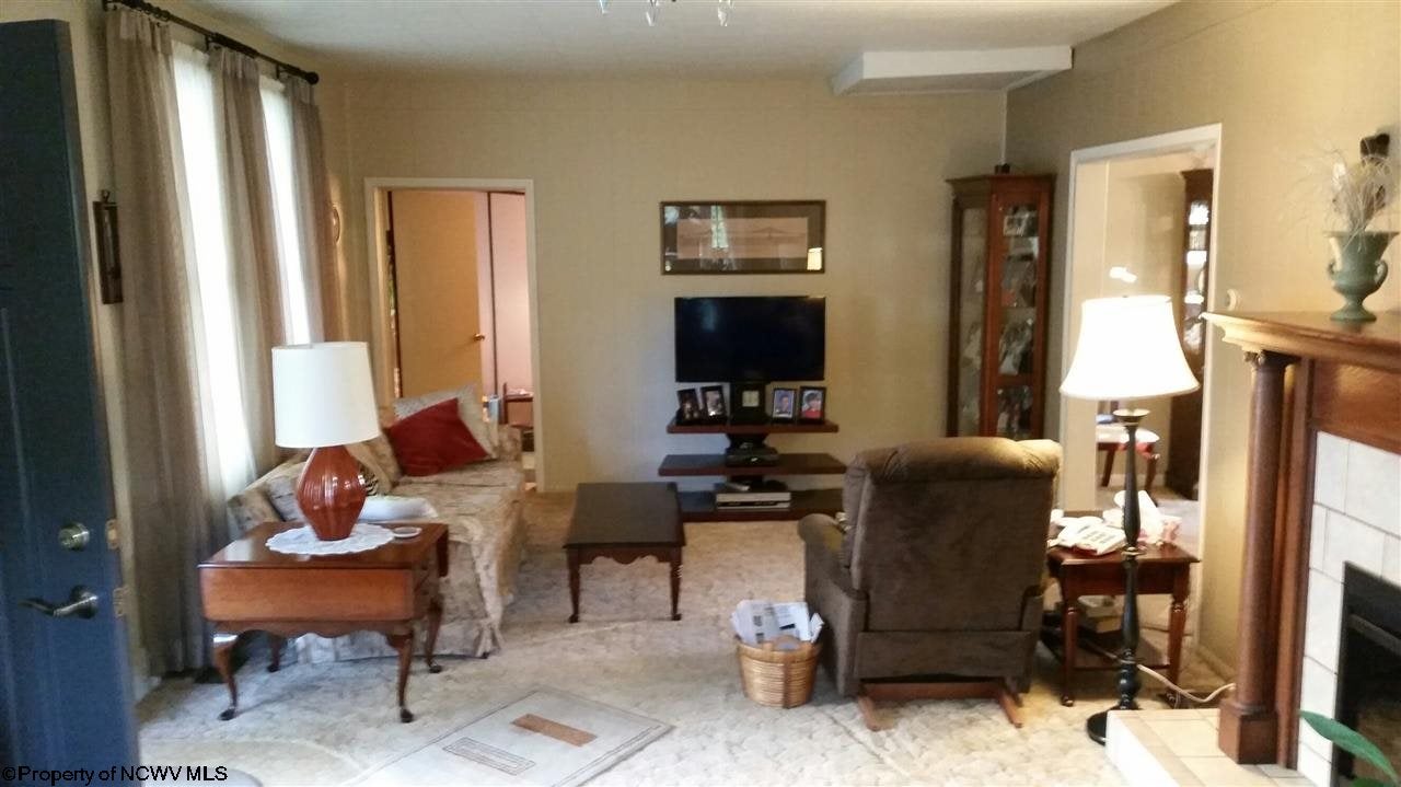 206 Reeves Avenue Fairmont, WV 26554 - Photo 7 of 20 Gallery Image 7
