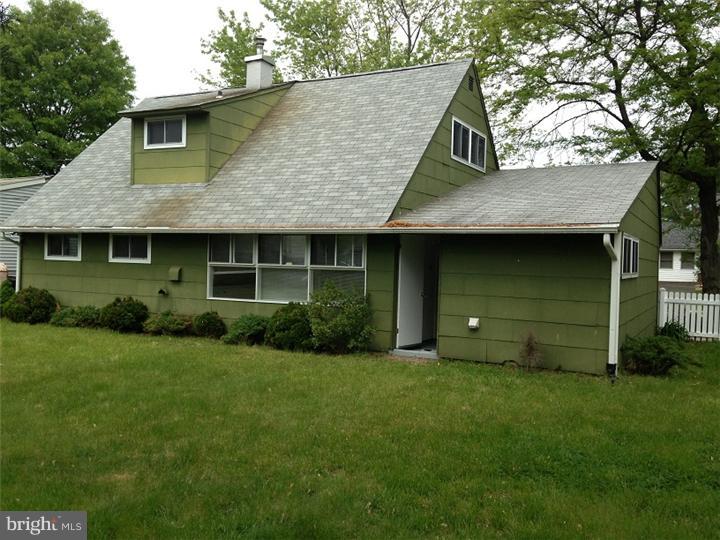 80 Indian Red Road Levittown, PA 19057 - Photo 13 of 13 Exterior Back