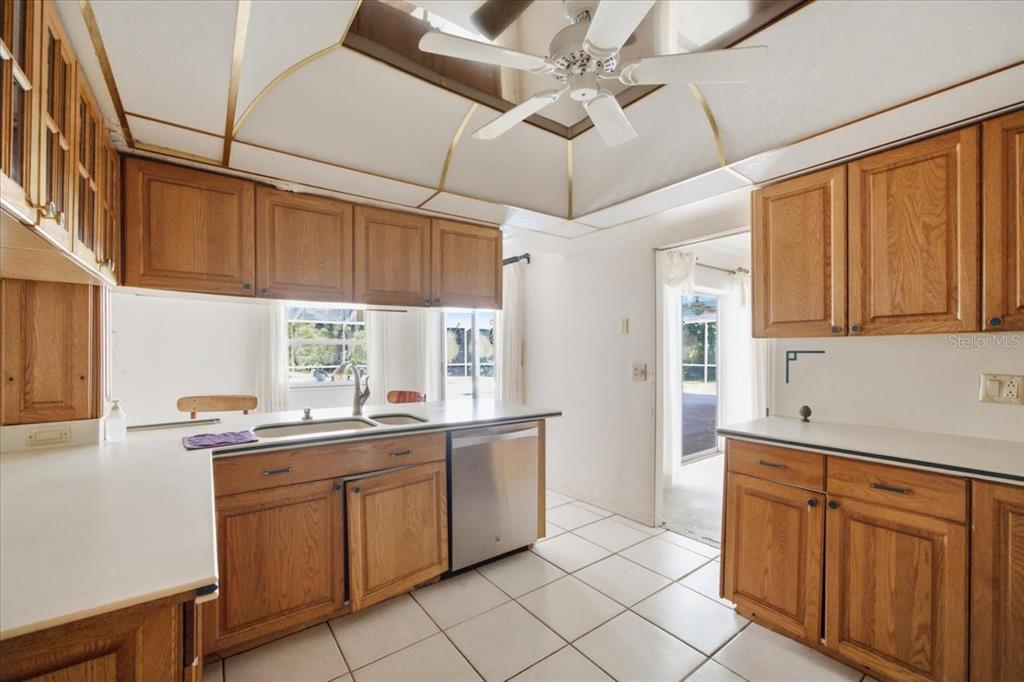 1680 Fox Road Clearwater, FL 33764 - Photo 36 of 72