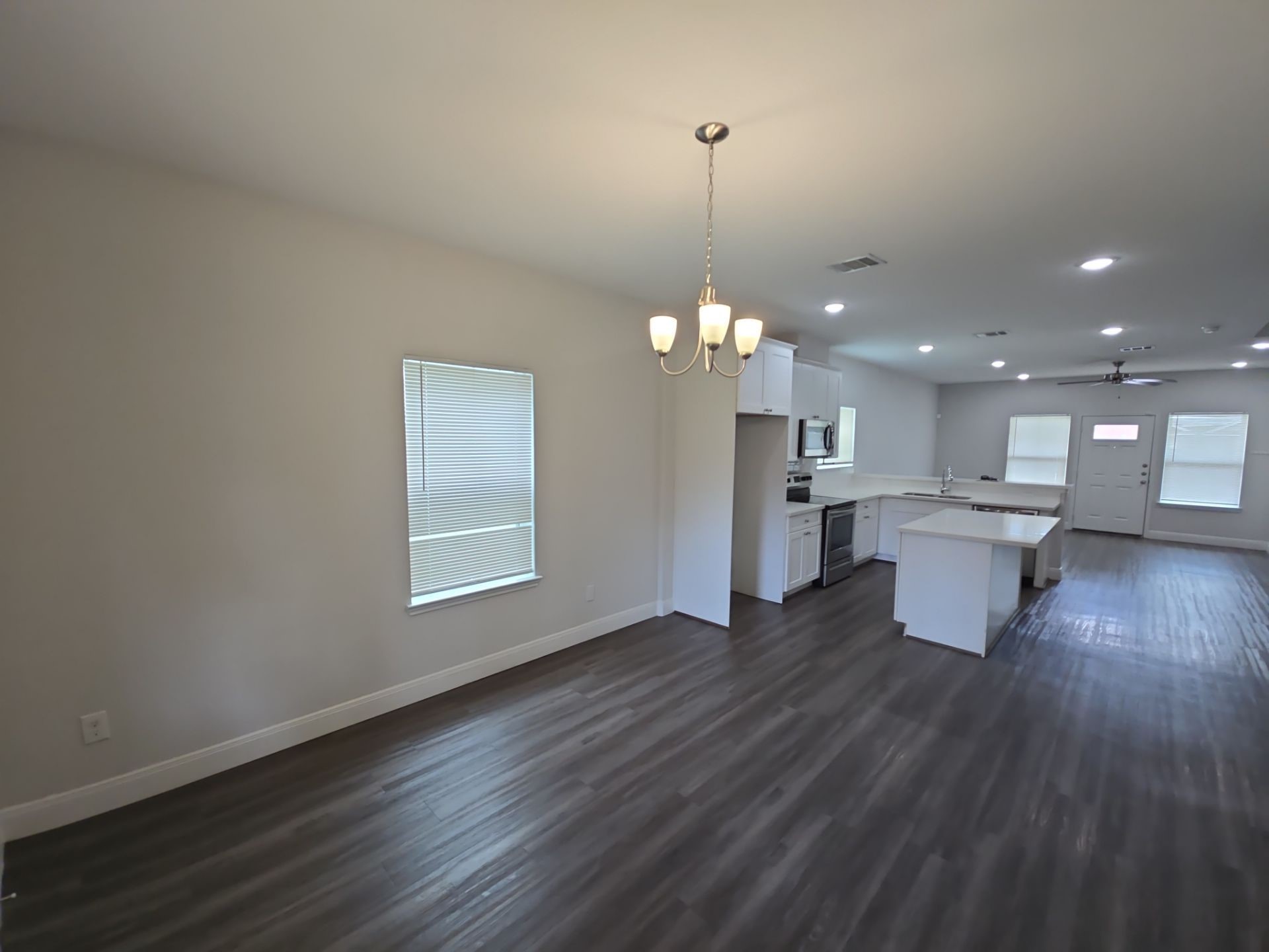8235 Locksley Road, Unit A Houston, TX 77078 - Photo 5 of 31
