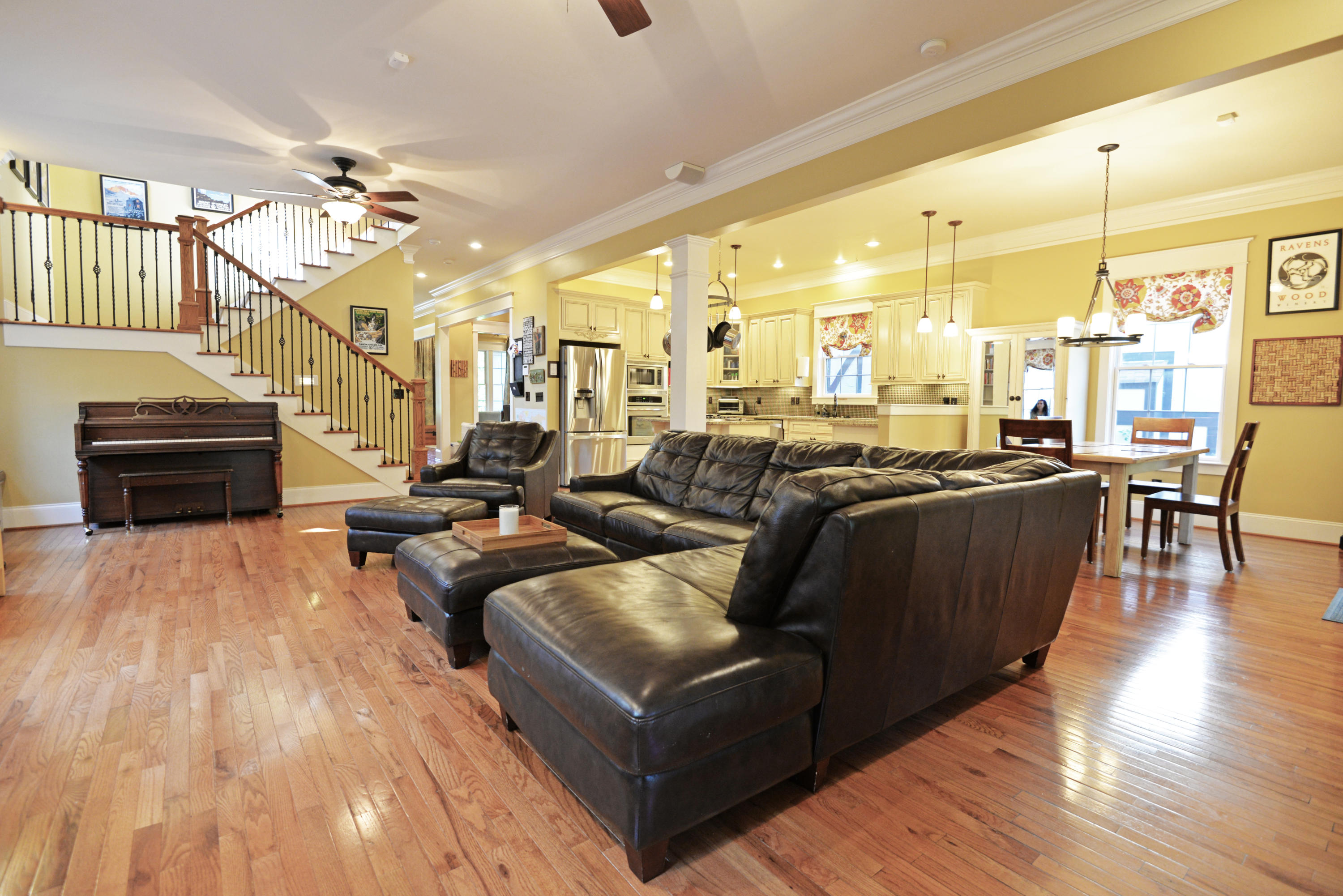 1204 East Dallas Road Chattanooga, TN 37405 - Photo 17 of 54 Gathering room view 3