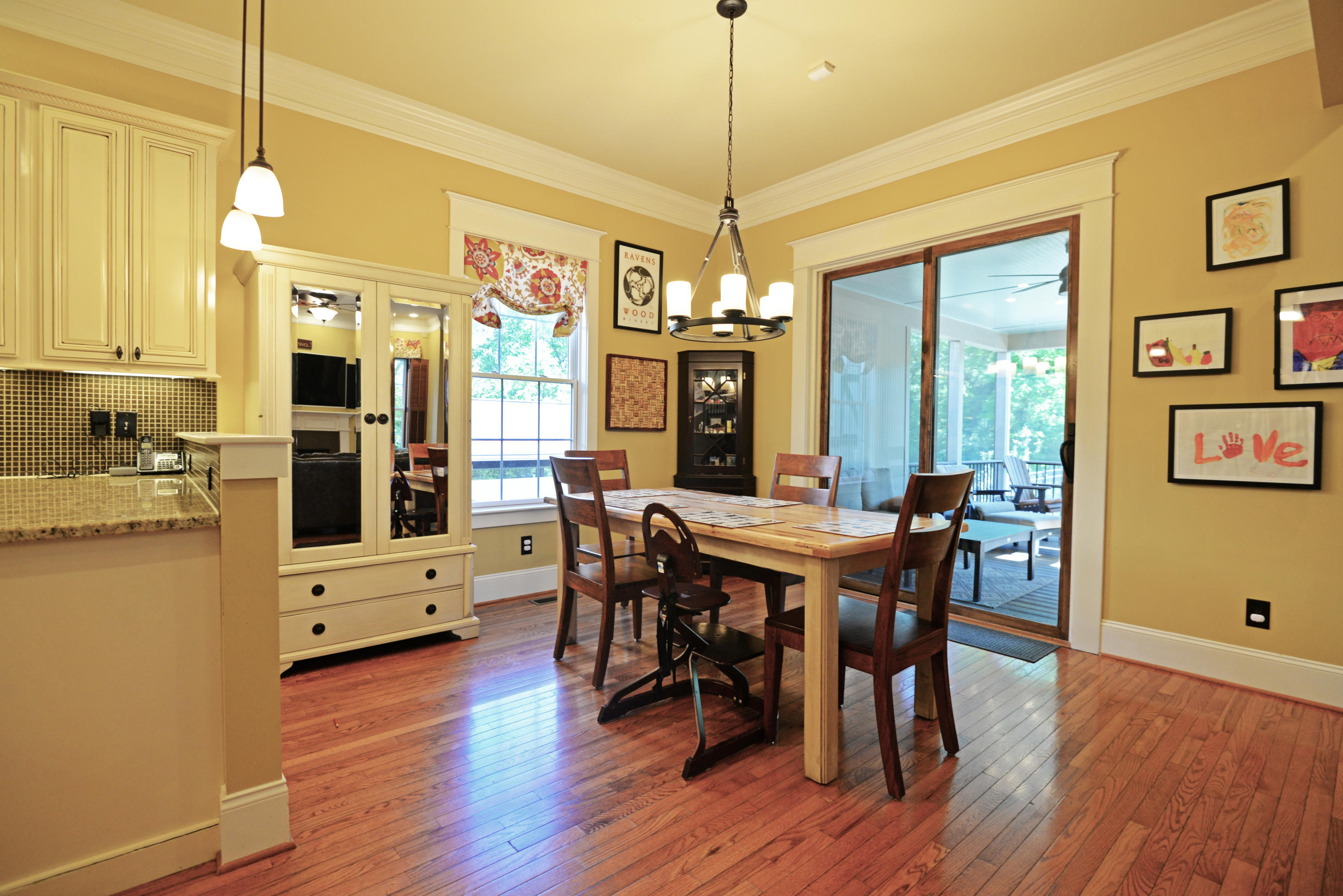1204 East Dallas Road Chattanooga, TN 37405 - Photo 18 of 54 Breakfast room to screened porch