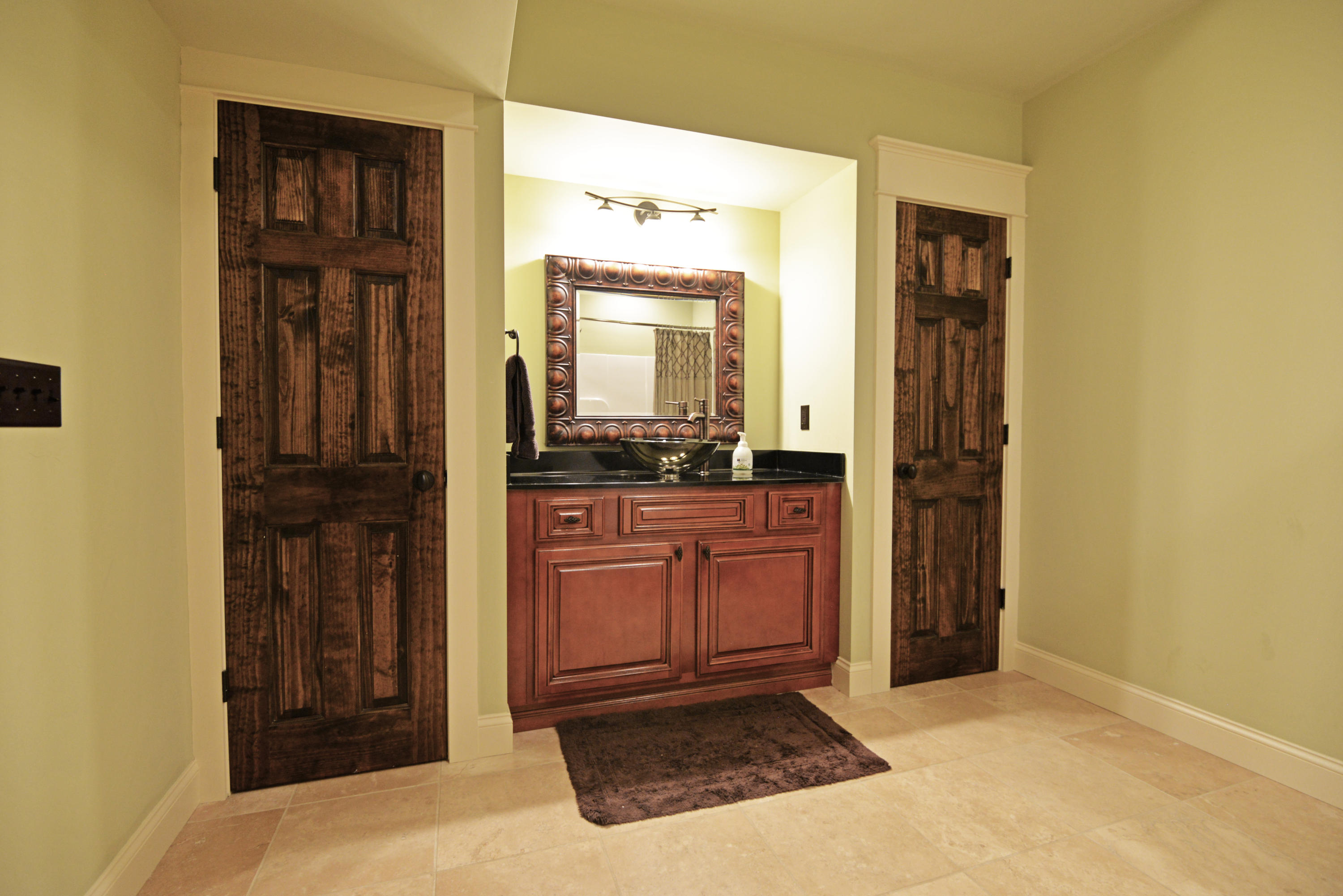1204 East Dallas Road Chattanooga, TN 37405 - Photo 46 of 54 Lower level bath view 1