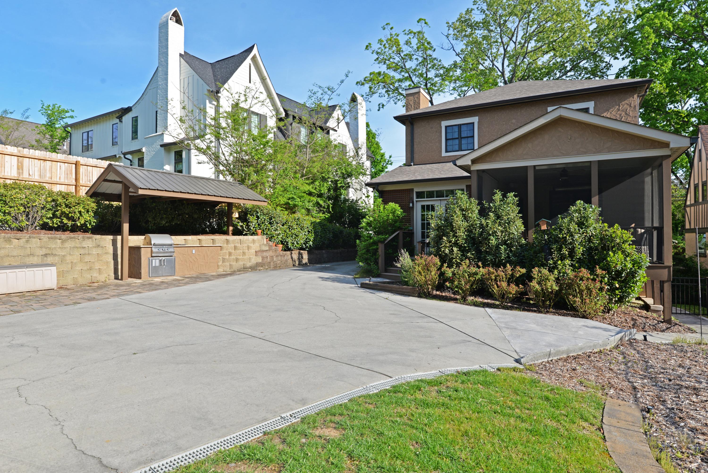 1204 East Dallas Road Chattanooga, TN 37405 - Photo 48 of 54 Rear view with grill - med