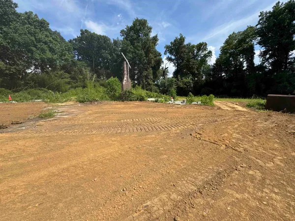$99,000 | 867 East Alcy Road, Memphis, TN 38106