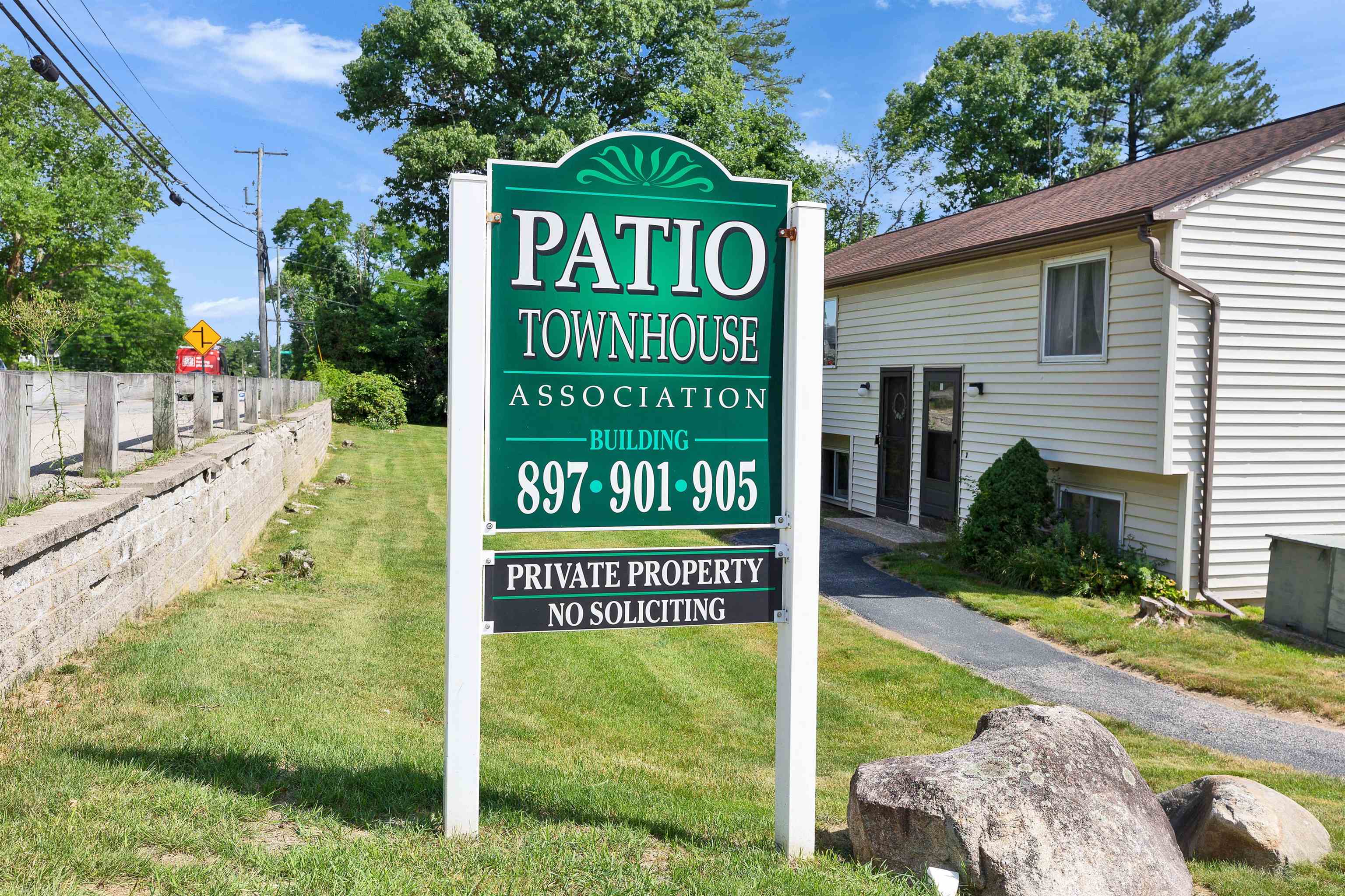 901 Mammoth Road, Unit 9 Manchester, NH 03104 - Photo 31 of 31