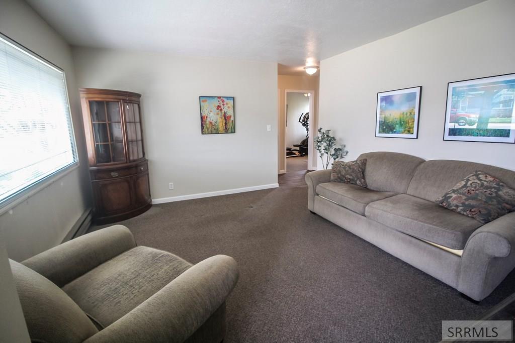 1016 Gray Avenue Pocatello, ID 83201 - Photo 14 of 35