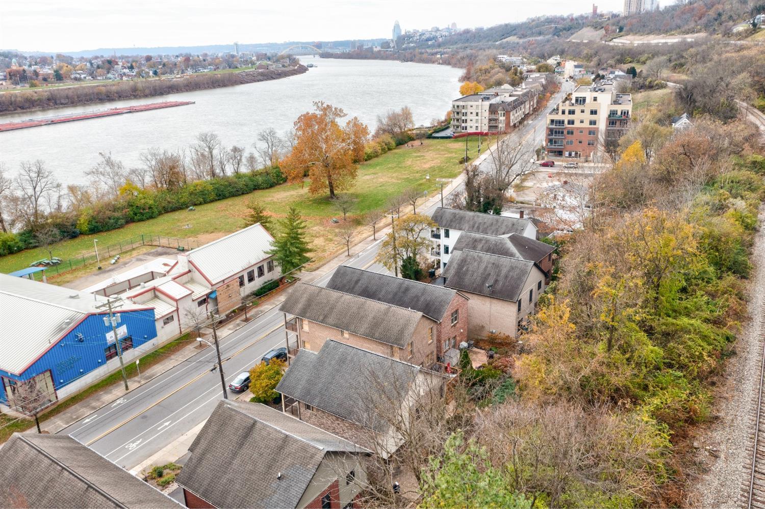2334 Riverside Drive Cincinnati, OH 45202 - Photo 36 of 42