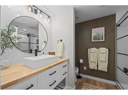 a picture of a living room