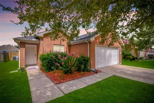 $259,500 | 2319 Blue Reef Drive, Katy, TX 77449