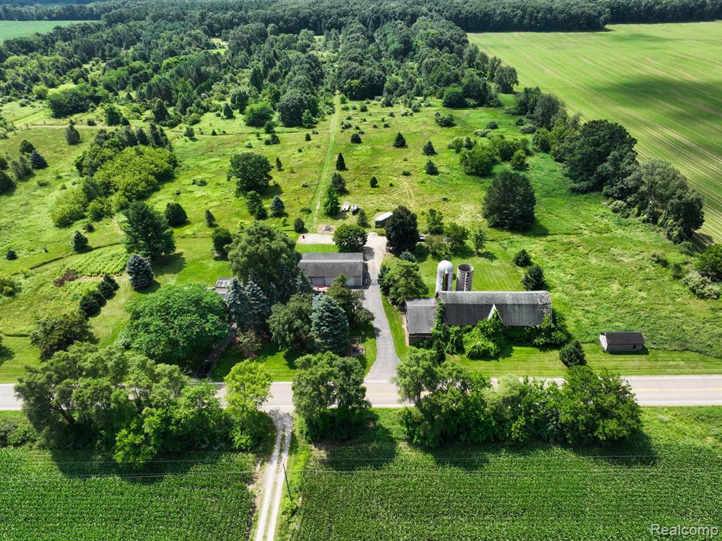 5324 Faussett Road Howell, MI 48855 - Photo 49 of 54 Gallery Image 49