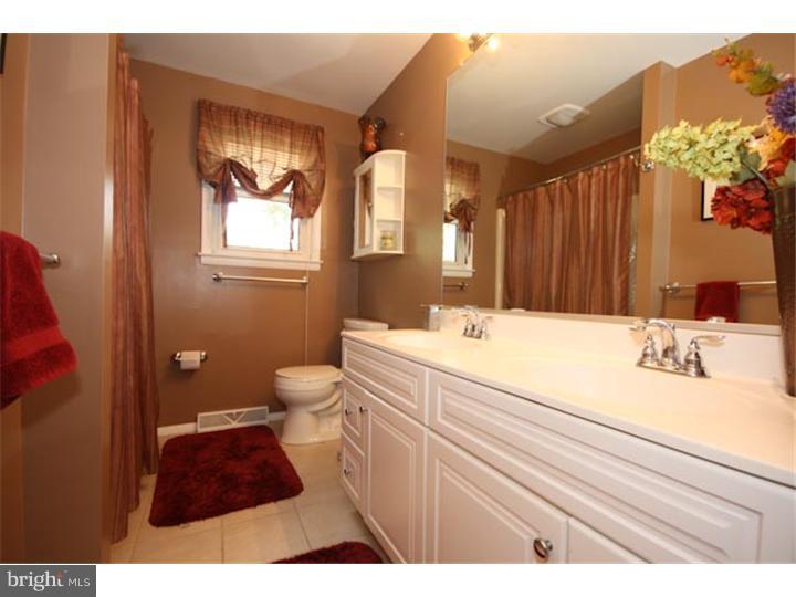 213 Drake Road Cherry Hill, NJ 08034 - Photo 9 of 25 Gallery Image 9