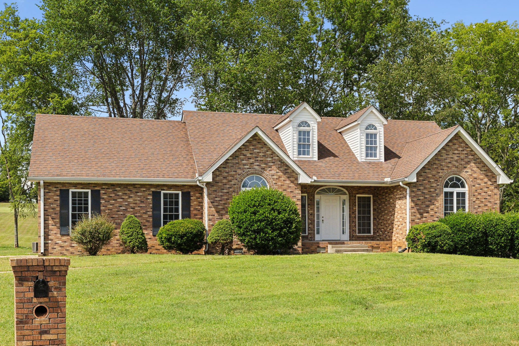 3575 Rabbit Run Trail Clarksville, TN 37043 - Photo 3 of 46 front view of a house with a yard
