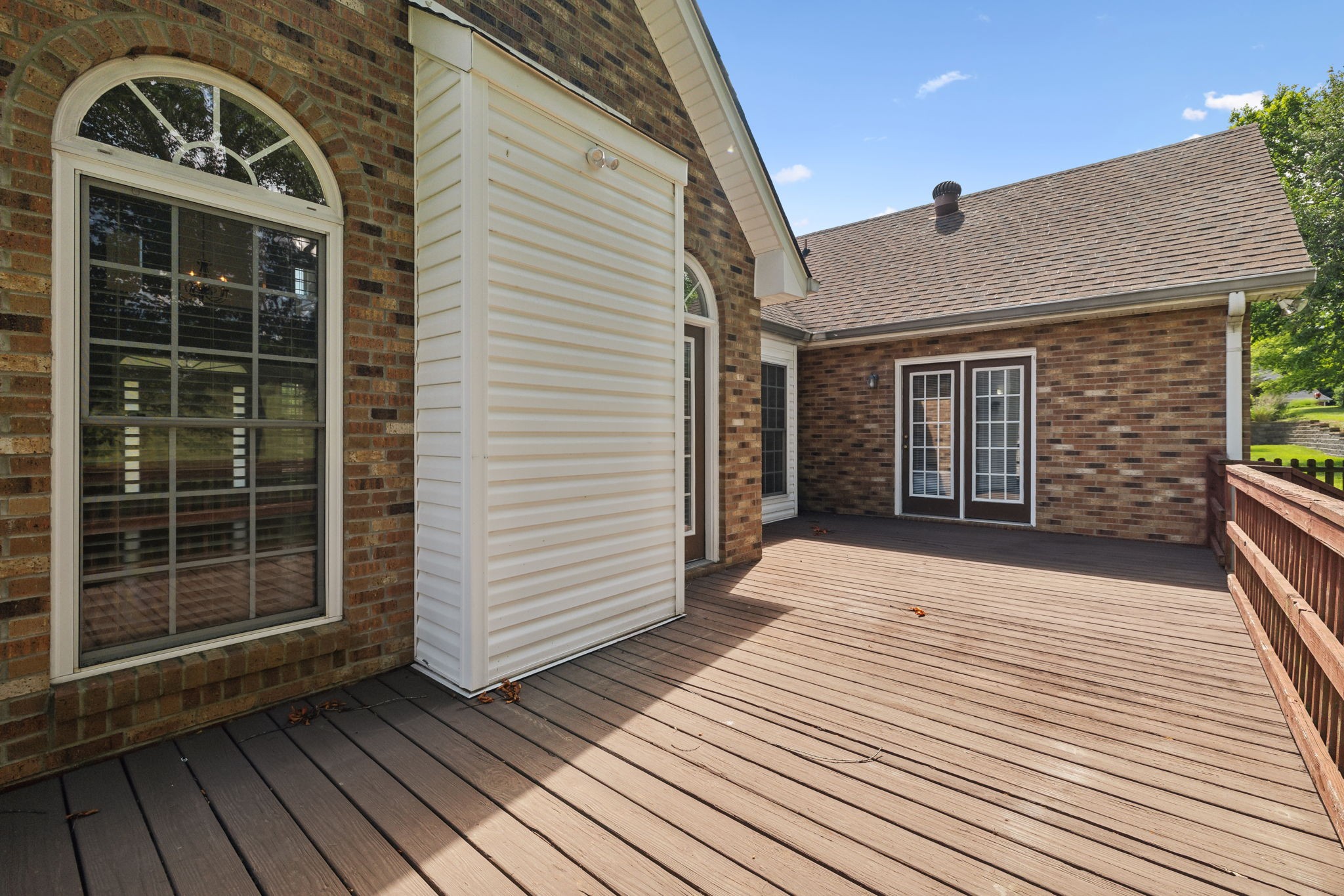 3575 Rabbit Run Trail Clarksville, TN 37043 - Photo 35 of 46 a view of a house with a door and a window