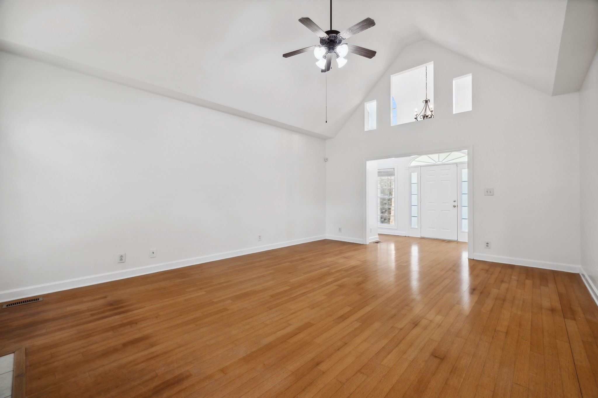 3575 Rabbit Run Trail Clarksville, TN 37043 - Photo 8 of 46
