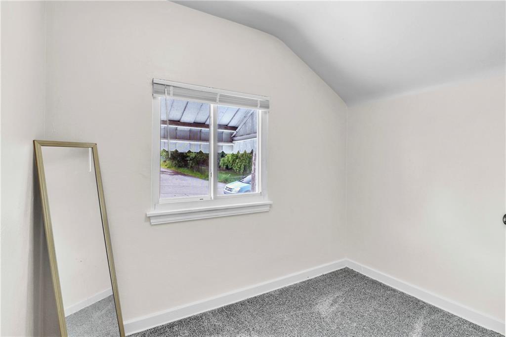 640 Springfield Street Pittsburgh, PA 15220 - Photo 24 of 42 Gallery Image 24