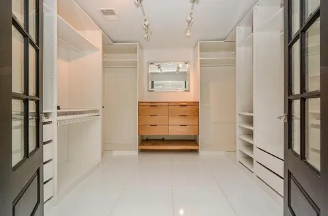 $738,221 | 10603 Riverview Drive, Houston, TX 77042