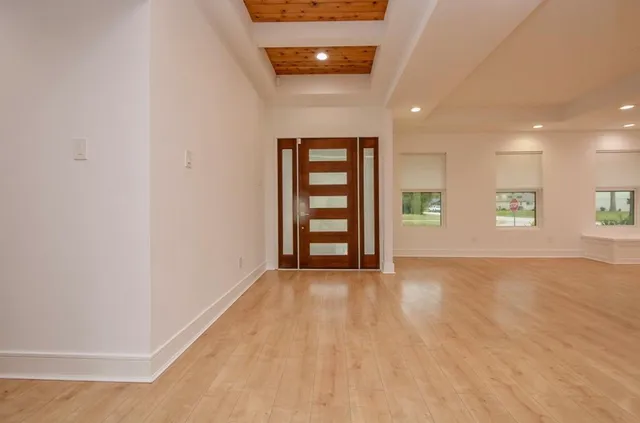 $738,221 | 10603 Riverview Drive, Houston, TX 77042