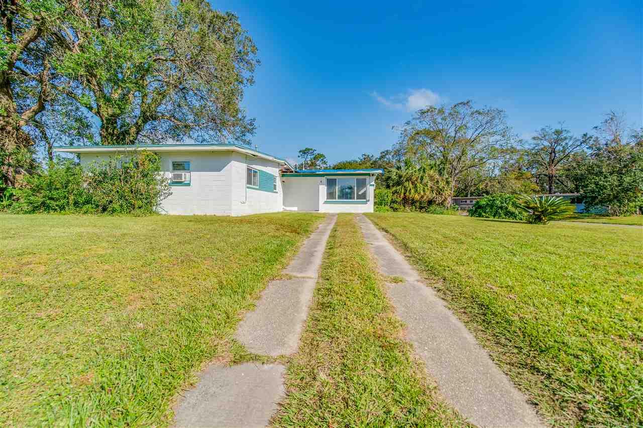 8 Eaton Road Pensacola, FL 32506 - Photo 1 of 39