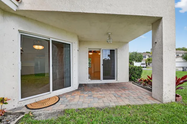 $3,500 | 738 Perdido Heights Drive, West Palm Beach, FL 33413
