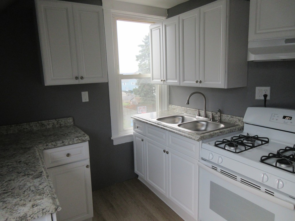 95 Foote Street Fall River, MA 02724 - Photo 16 of 21 Gallery Image 16