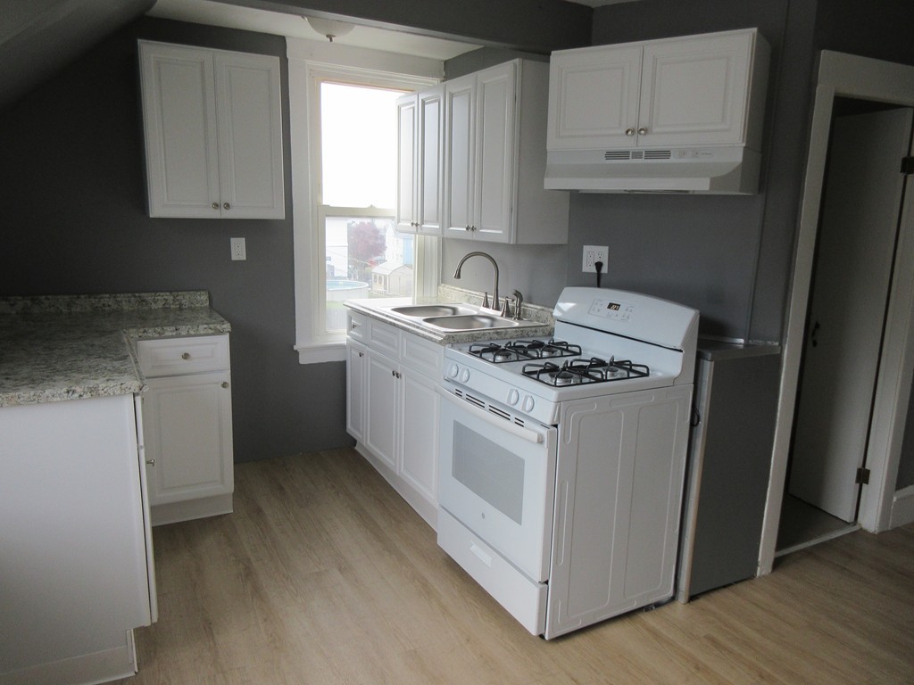 95 Foote Street Fall River, MA 02724 - Photo 8 of 21 Gallery Image 8