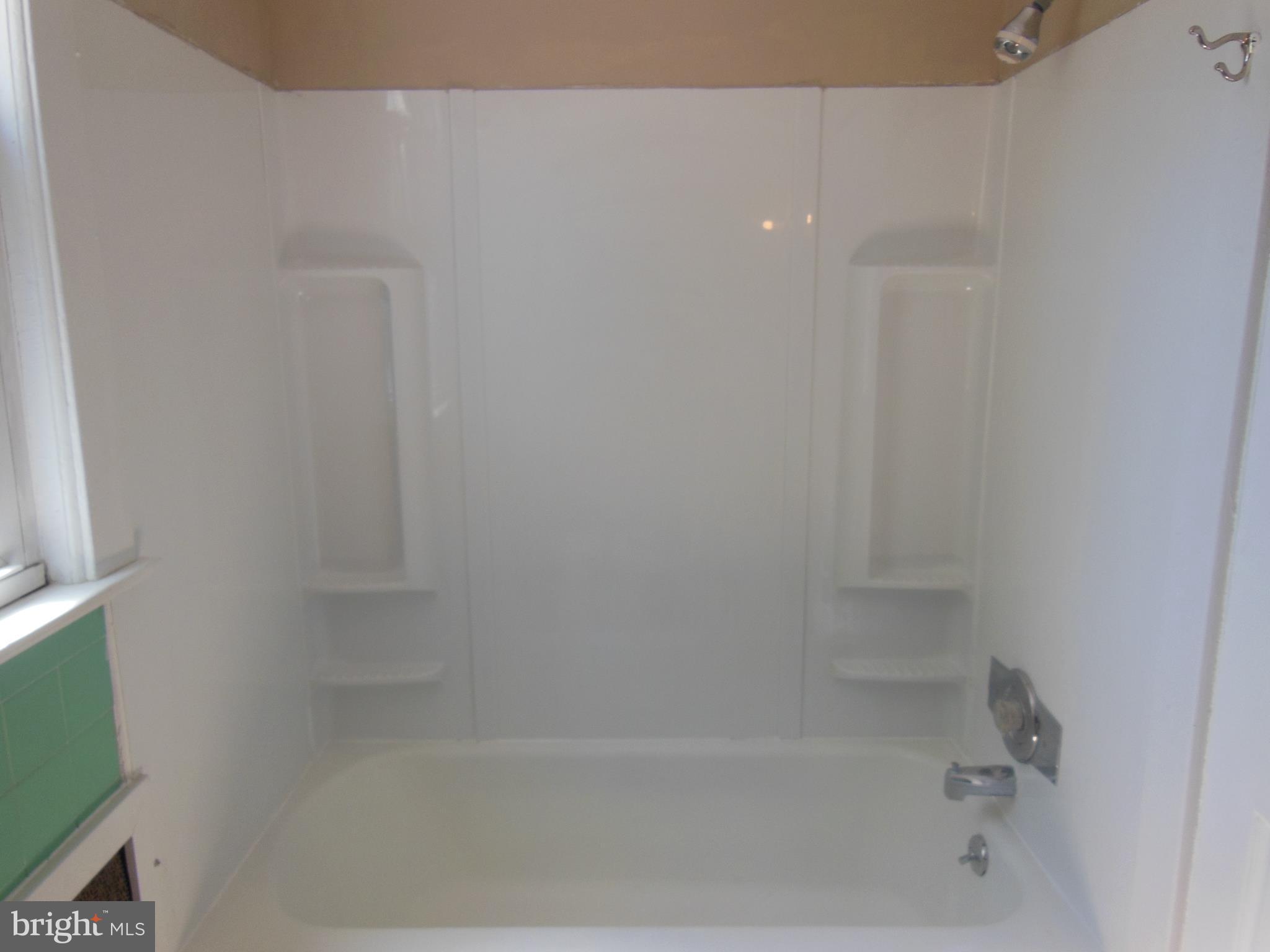 140 Cornell Road Audubon, NJ 08106 - Photo 14 of 30 Bathroom - tub/shower