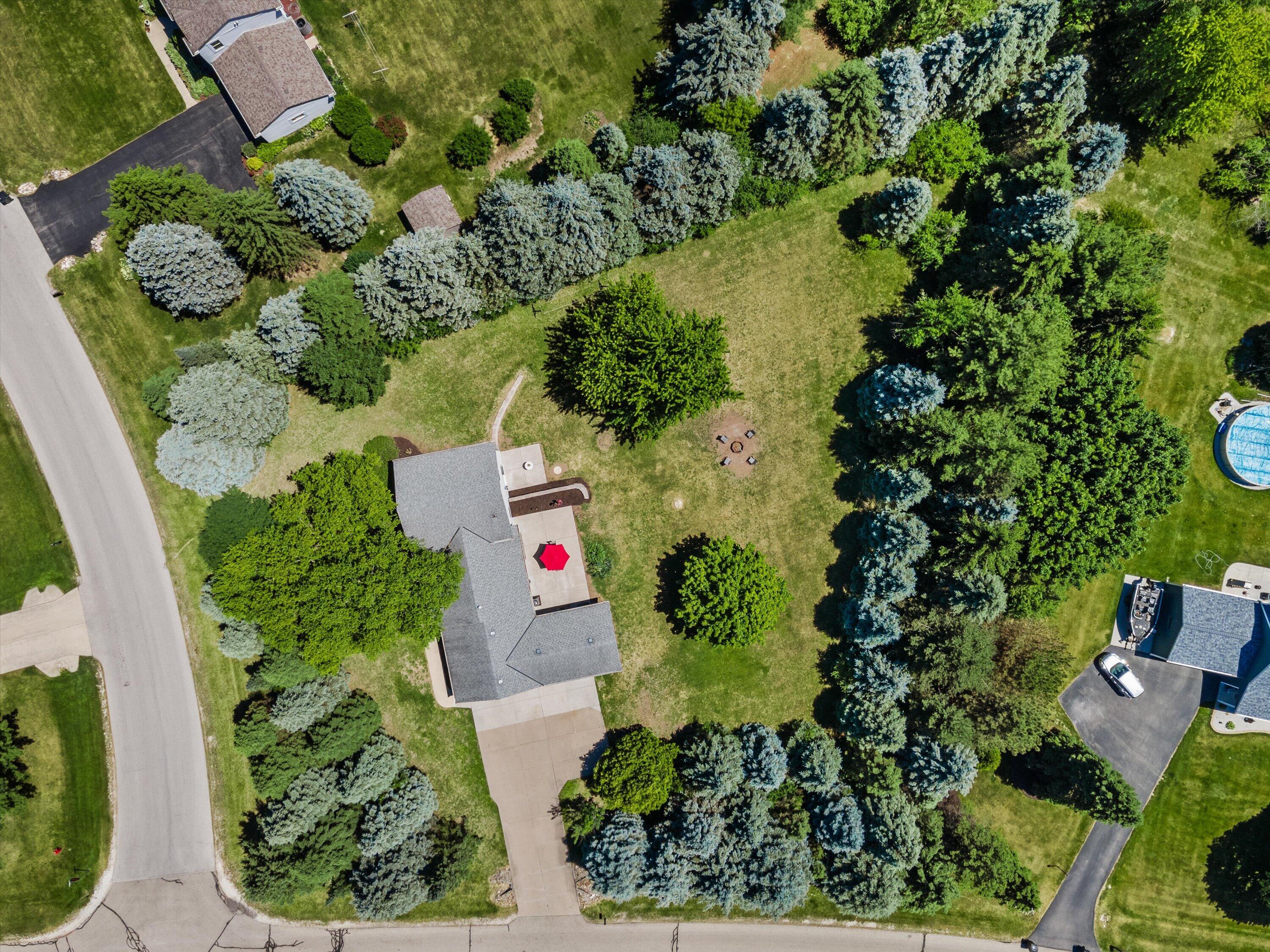 620 Prairie View Drive North Prairie, WI 53153 - Photo 34 of 52 Private Rear Yard