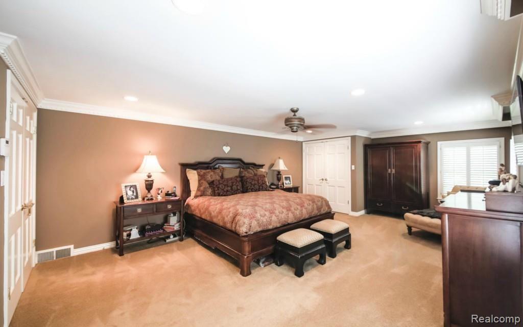 240 Touraine Road Grosse Pointe Farms, MI 48236 - Photo 34 of 50