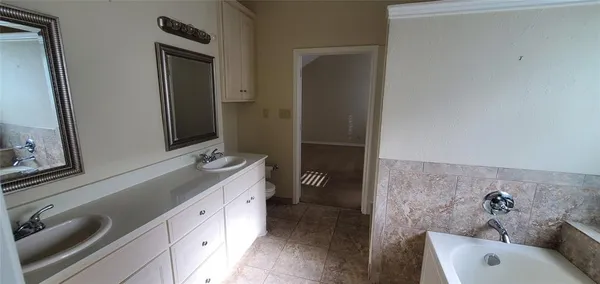 $2,150 | 605 Andersonville Lane, Wylie, TX 75098