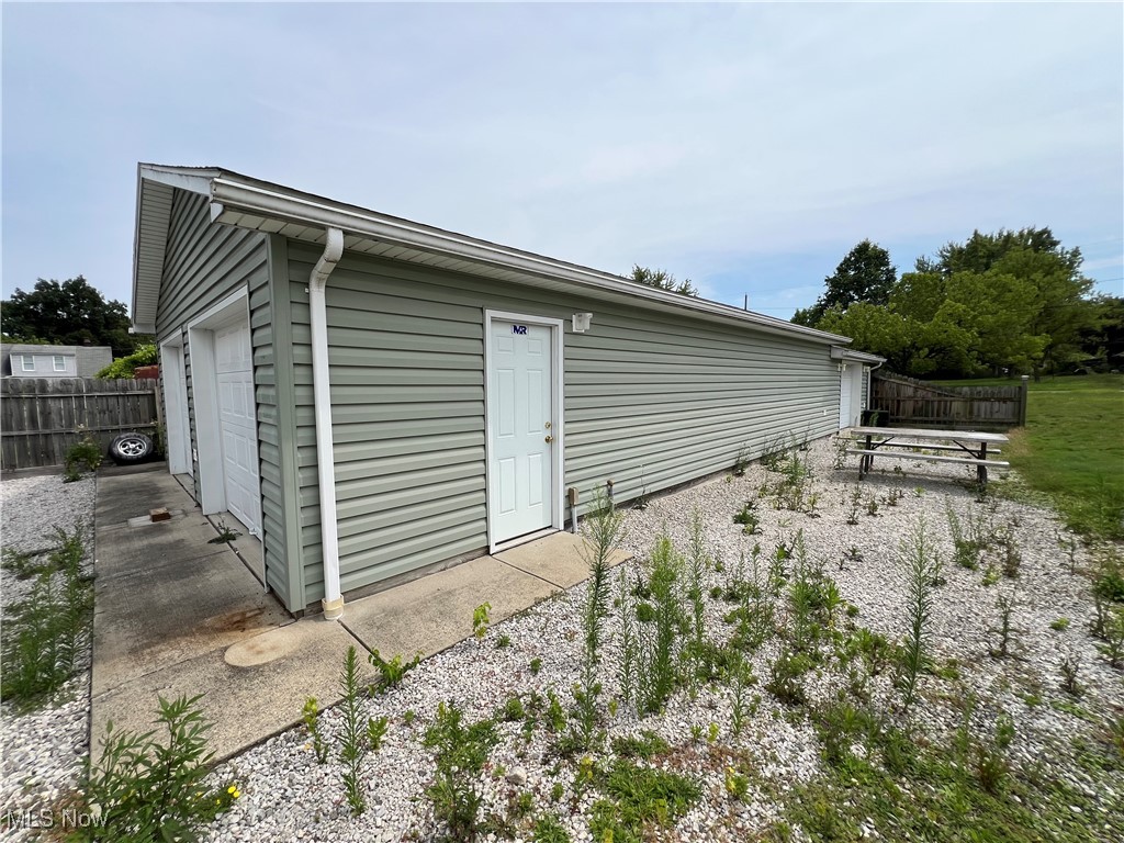 2909 Vestal Road Youngstown, OH 44509 - Photo 14 of 17
