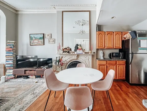 $3,730 | 57 Dwight Street, Unit 1, Boston, MA 02118