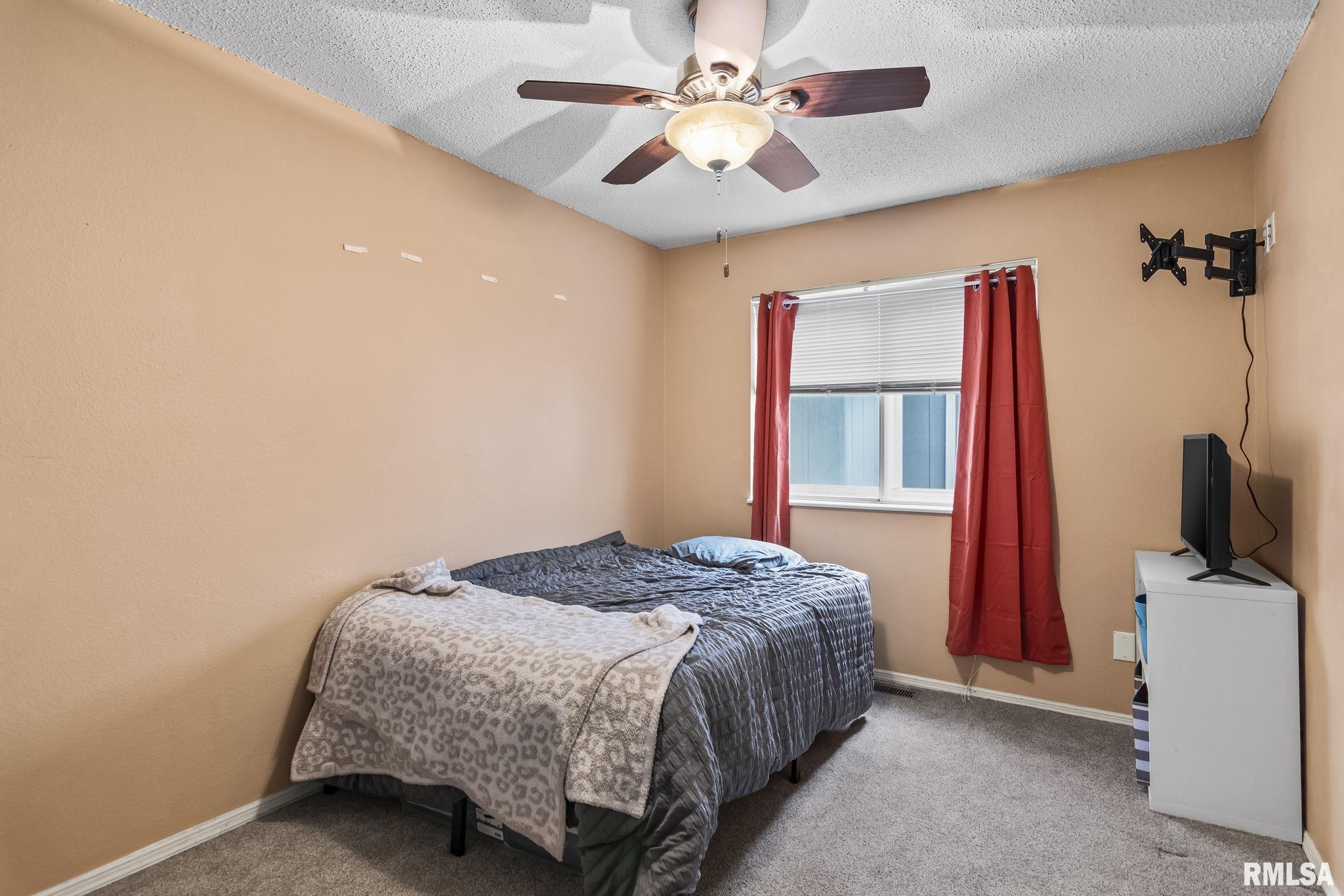 241 North Durkin Drive Springfield, IL 62702 - Photo 17 of 29