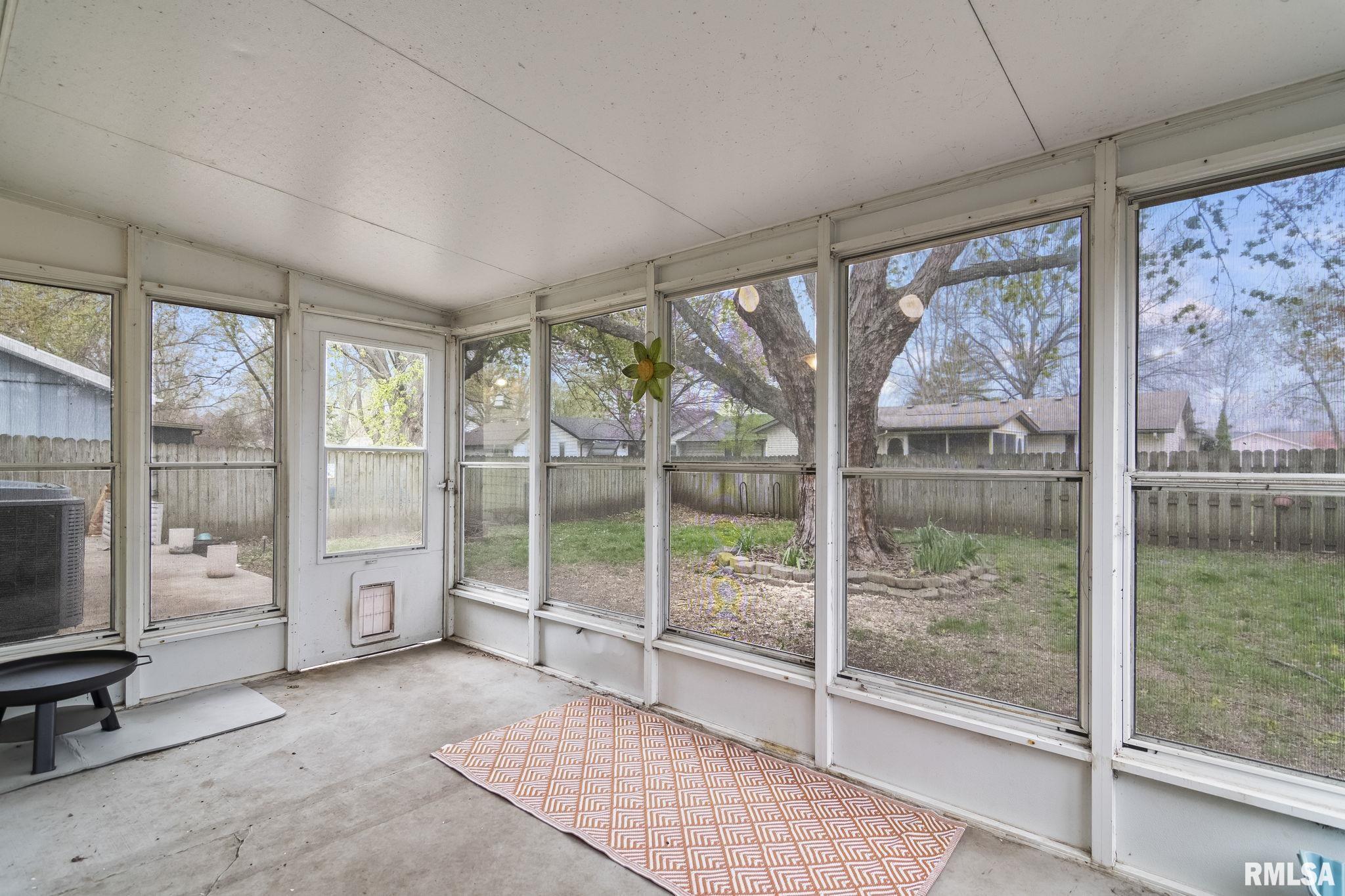 241 North Durkin Drive Springfield, IL 62702 - Photo 23 of 29