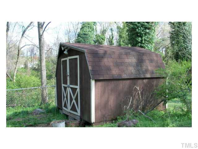 408 South Main Street Roxboro, NC 27573 - Photo 4 of 5 shed