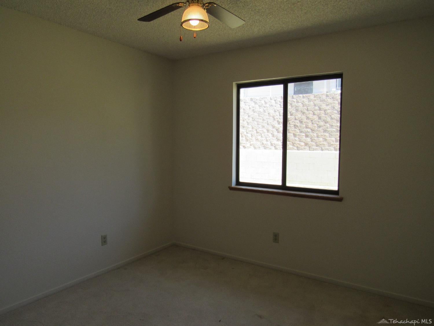 20008 Springhill Avenue Tehachapi, CA 93561 - Photo 18 of 32 Gallery Image 18