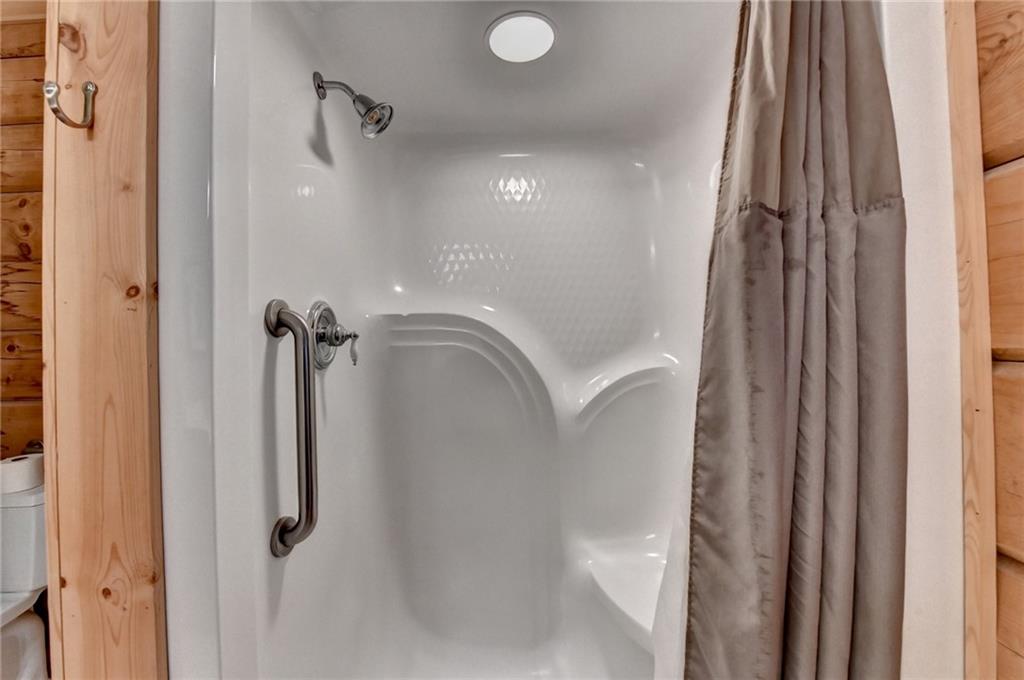 82 Walnut Grove Lane Tiger, GA 30576 - Photo 37 of 88 a bathroom with a shower