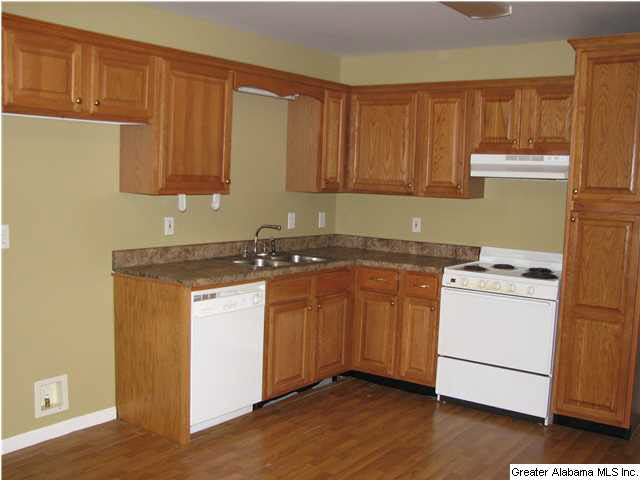 573 Arrowhead Road Jasper, AL 35503 - Photo 3 of 12
