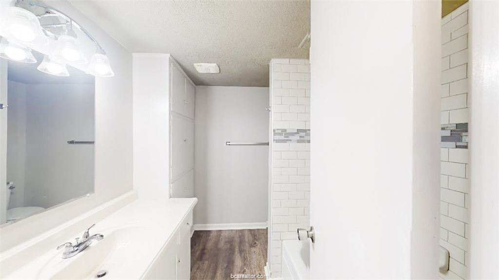 3800 East 29th Street, Unit 11 Bryan, TX 77802 - Photo 4 of 20