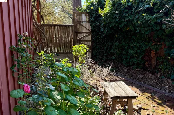 $6,500 | 25 Sunset Drive, Kensington, CA 94707