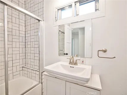 $1,595,000 | 6153 Clybourn Avenue, North Hollywood, CA 91606