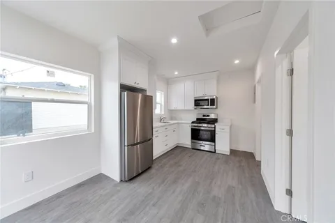 $1,595,000 | 6153 Clybourn Avenue, North Hollywood, CA 91606