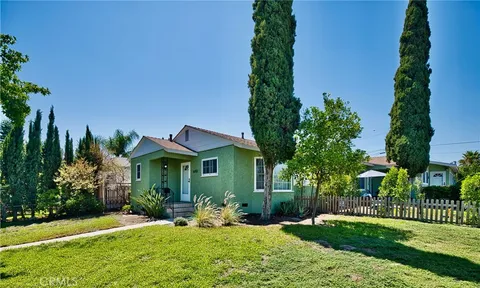 $1,595,000 | 6153 Clybourn Avenue, North Hollywood, CA 91606