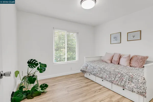 $359,000 | 825 Oak Grove Road, Unit 30, Concord, CA 94518