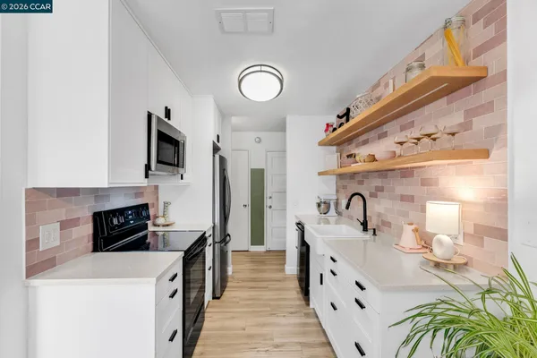 $359,000 | 825 Oak Grove Road, Unit 30, Concord, CA 94518