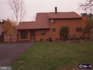 99 Goldengate Road Levittown, PA 19057 - Photo 1 of 1
