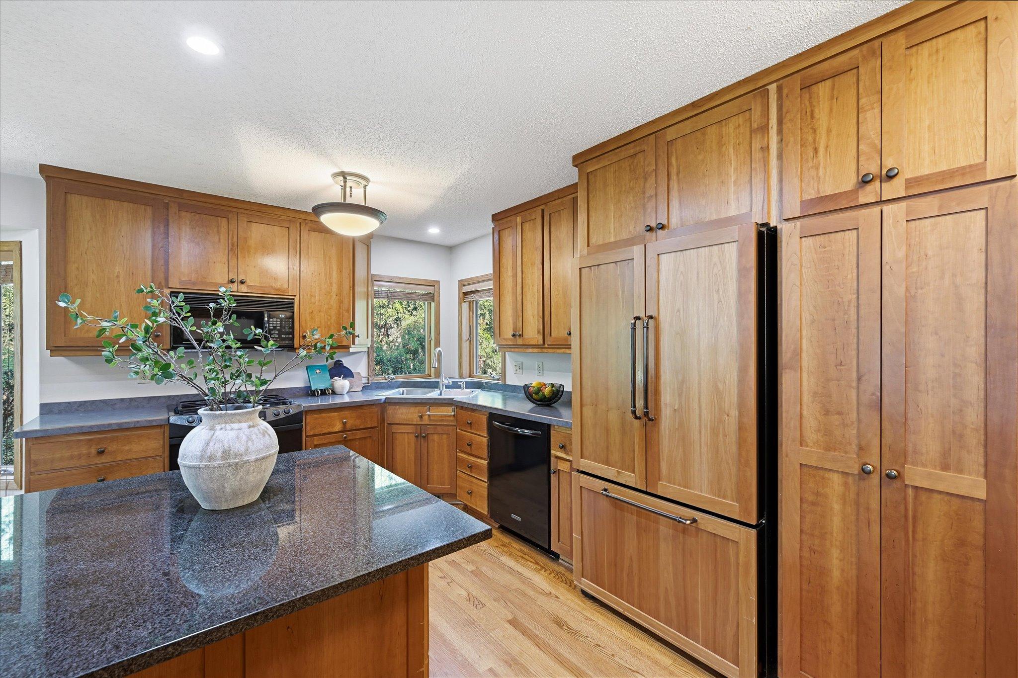 2516 Ridge Lane Mounds View, MN 55112 - Photo 24 of 73
