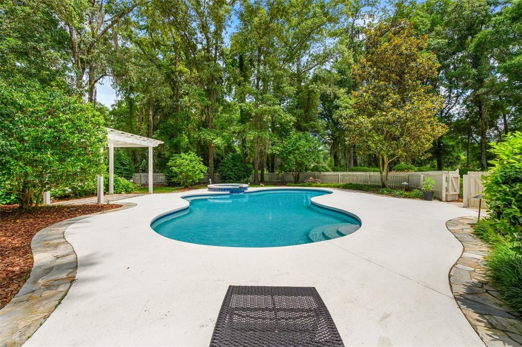 10005 Southwest 48th Place Gainesville, FL 32608 - Photo 61 of 74